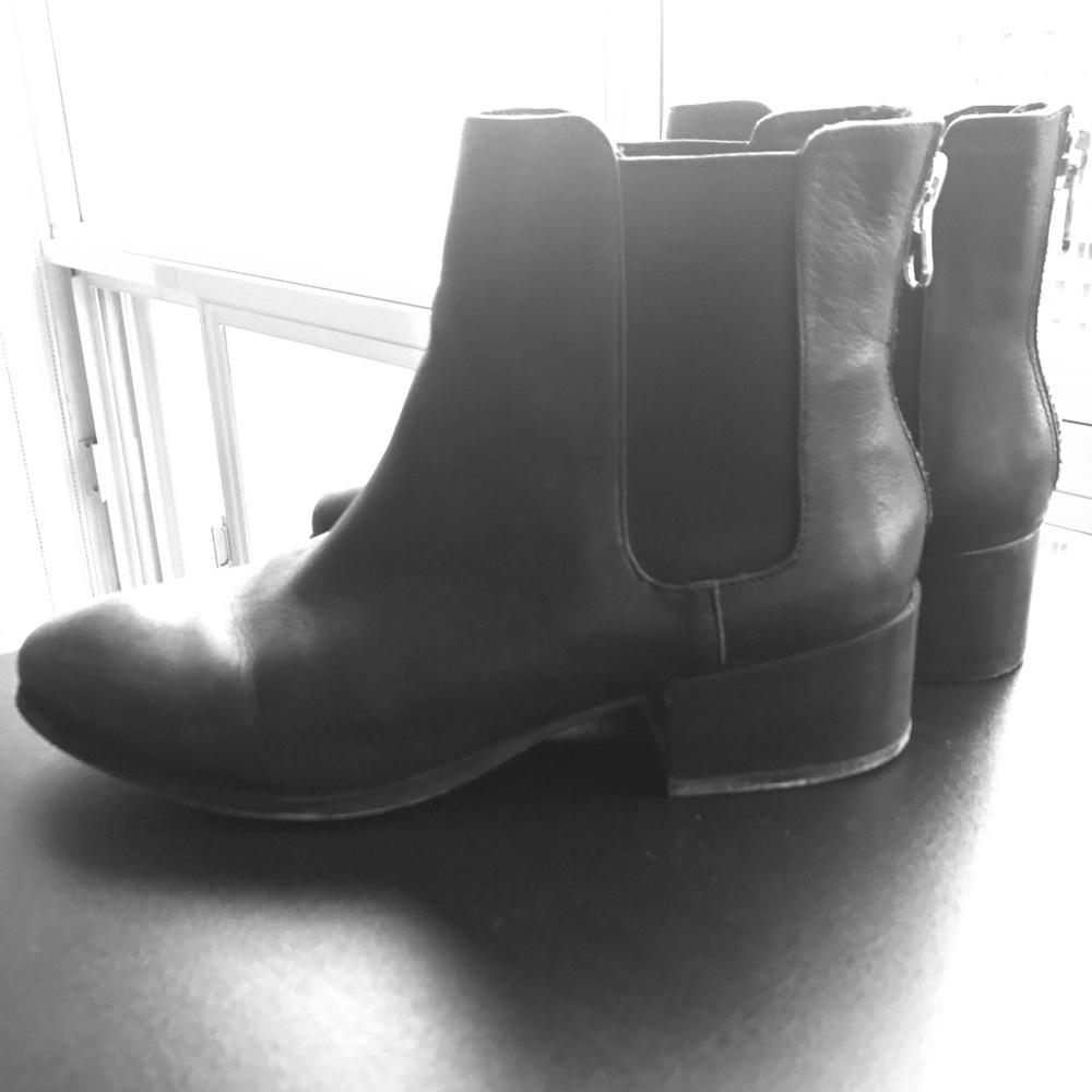Steve Madden Leather Booties